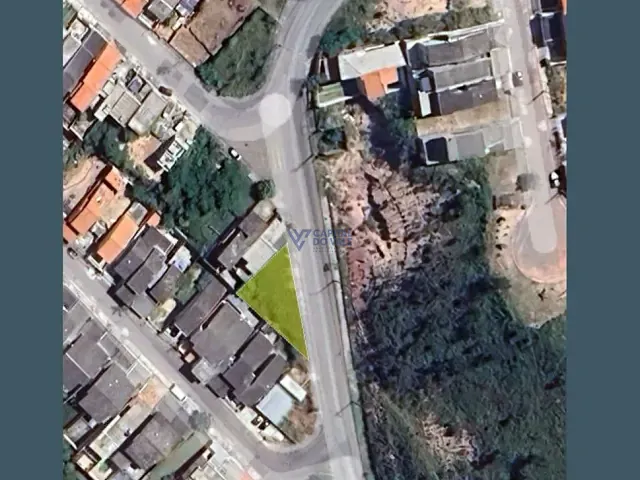 Terreno com 324m², à venda, no bairro Jardim Nova República em São José dos Campos