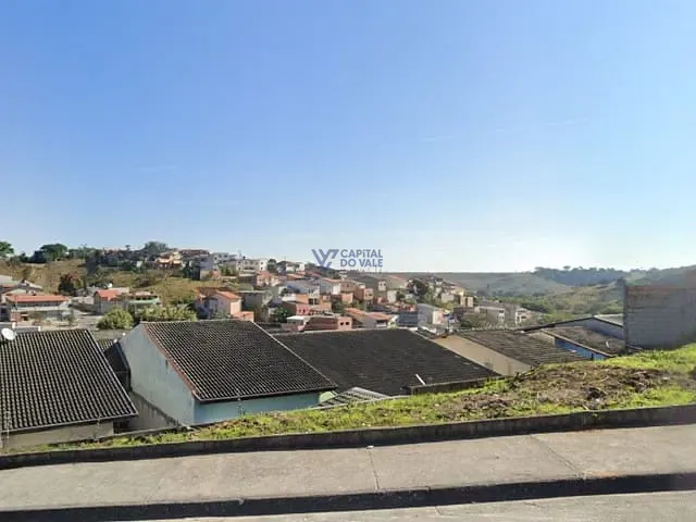 Terreno com 324m², à venda, no bairro Jardim Nova República em São José dos Campos