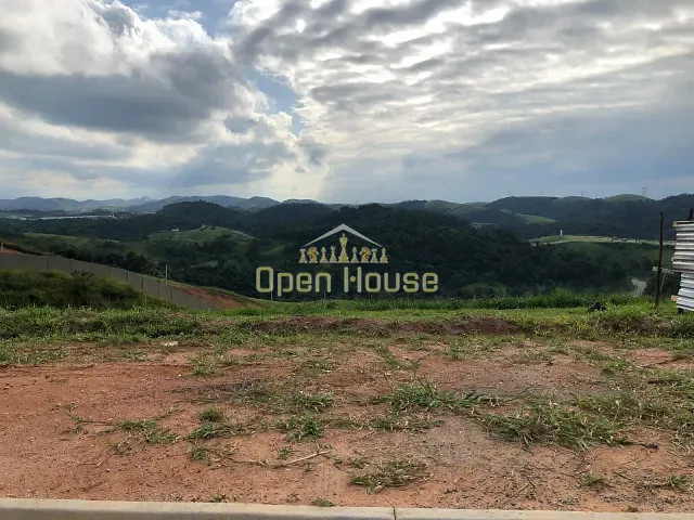 Terreno com 242m², à venda, no bairro Casa de Pedra em Volta Redonda