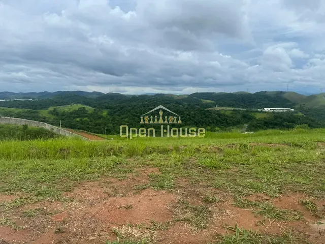 Terreno com 242m², à venda, no bairro Casa de Pedra em Volta Redonda