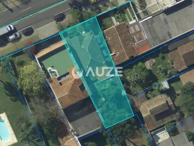 Terreno com 422m², à venda, no bairro Campina do Siqueira em Curitiba