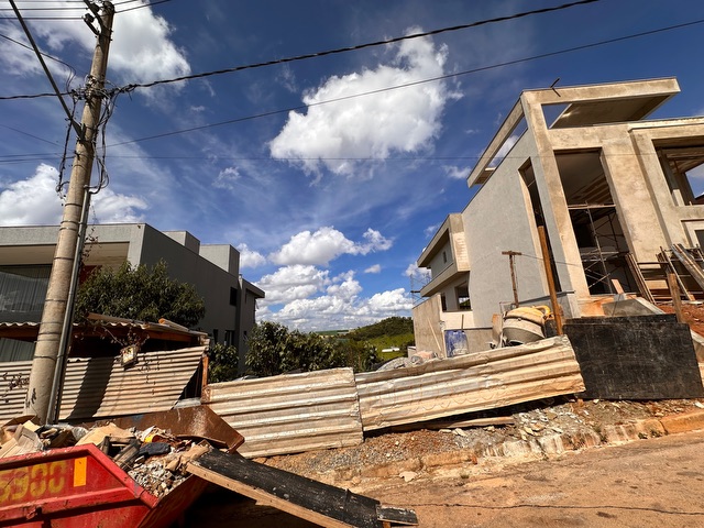 Terreno com 360m², à venda, no bairro Portal do Sol em Contagem