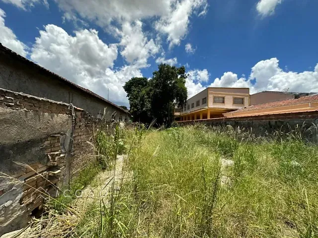 Terreno com 505m², à venda, no bairro Vila Santos em Caçapava