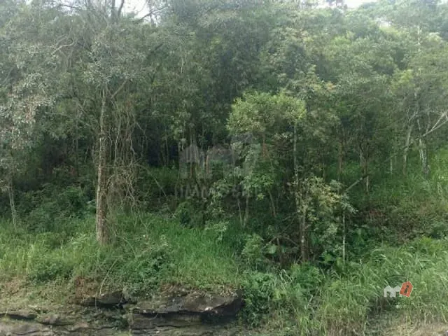 Terreno à venda, no bairro São Sebastião em Petrópolis