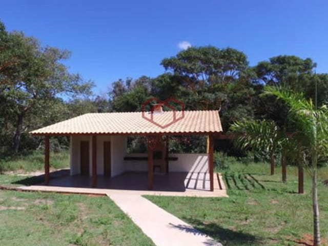 Terreno com 380m², à venda, no bairro Centro em Chapada Dos Guimarães