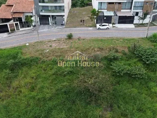 Terreno com 774m², à venda, no bairro Jardim Amália em Volta Redonda