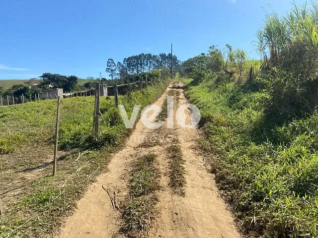Terreno com 880m², à venda, no bairro Área Rural de Taubaté em Taubaté