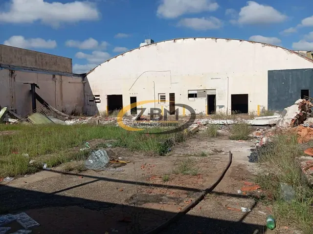 Terreno com 910m², à venda, no bairro Jardim Agari em Londrina