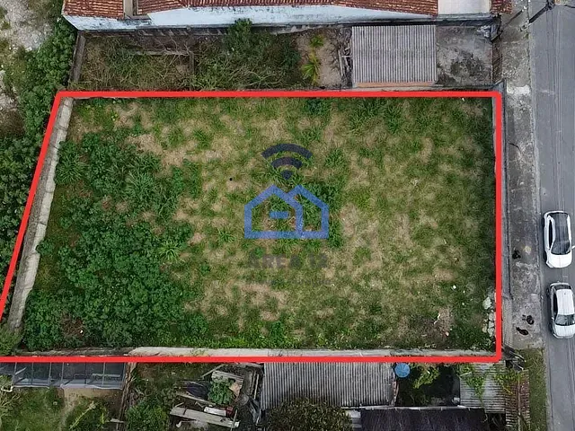 Terreno com 715m², à venda, no bairro Tinga em Caraguatatuba