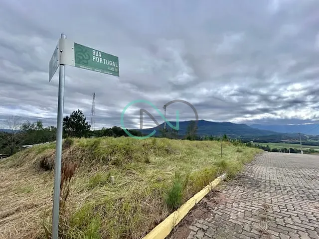 Terreno com 379m², à venda, no bairro RS239 em Araricá