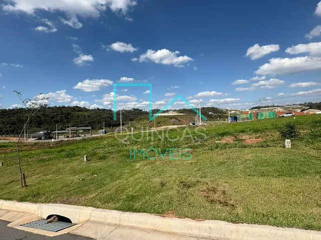 Terreno com 150m², à venda, no bairro Corrupira em Jundiaí