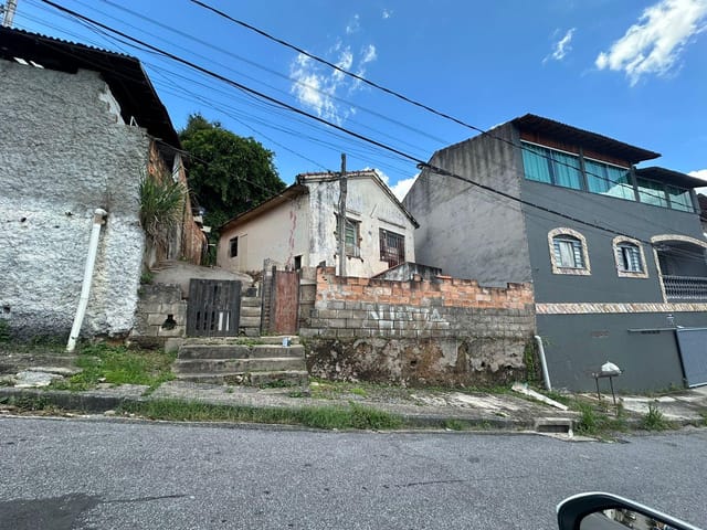 Terreno com 360m², à venda, no bairro Fernão Dias em Belo Horizonte