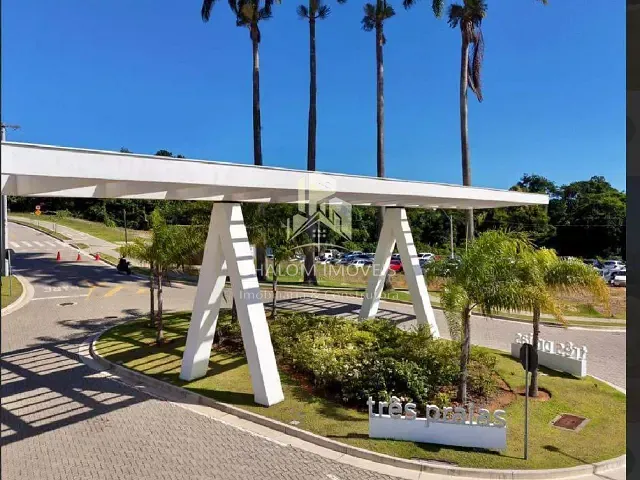 Terreno com 675m², à venda, no bairro Perocão em Guarapari