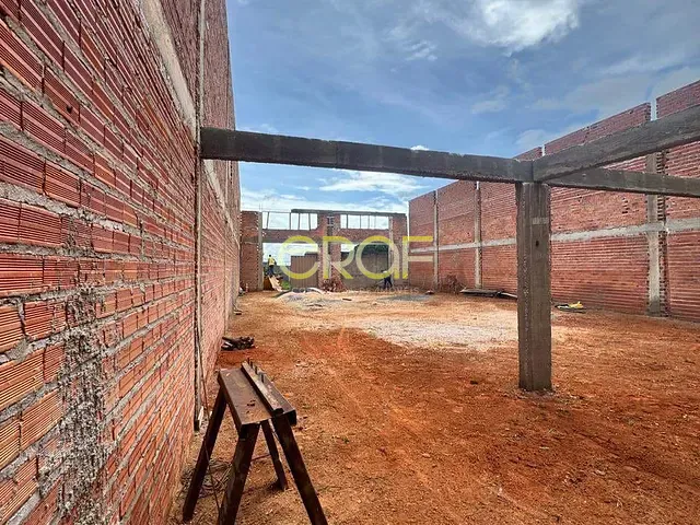 Terreno com 420m², à venda, no bairro Setor Industrial II em Formosa
