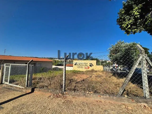 Terreno com 307m², à venda, no bairro Jardim Imperial em Valinhos