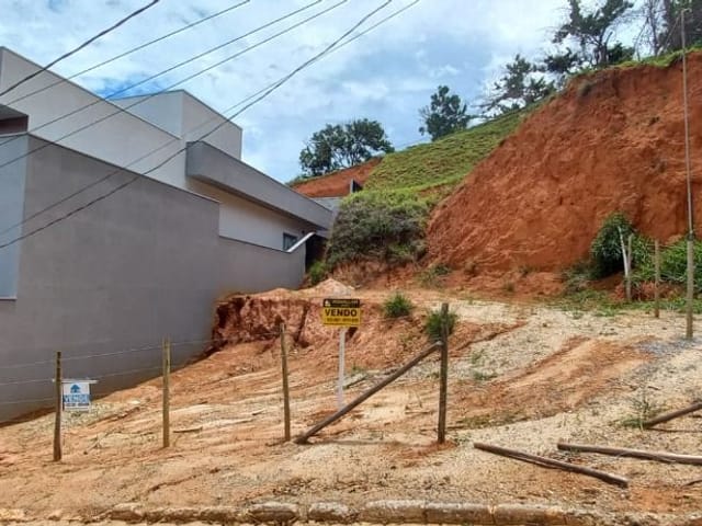 Foto do anúncio: Terreno à Venda em Pinheirinho, Itajubá MG