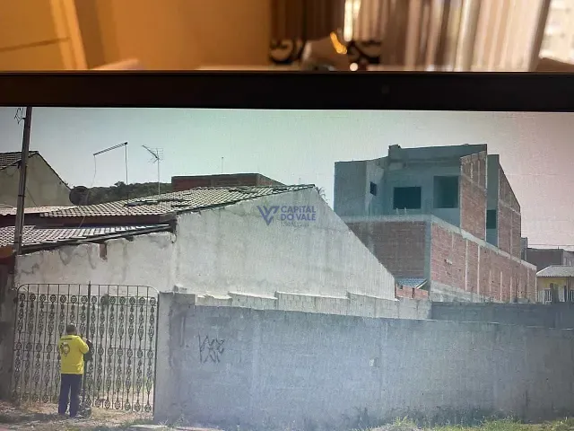 Terreno com 323m², à venda, no bairro Loteamento Santa Edwiges em São José dos Campos