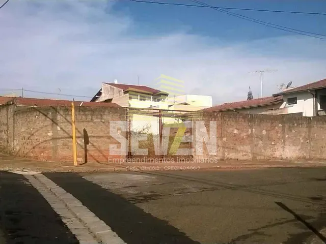 Terreno com 242m², à venda, no bairro Vila Riachuelo em Bauru