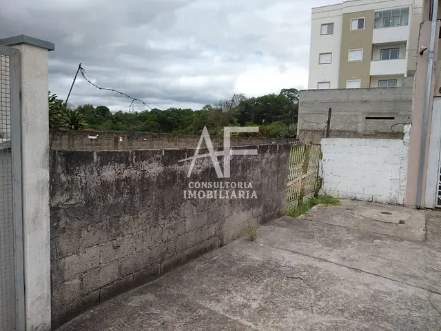 Terreno com 300m², à venda, no bairro Esplanada Independência em Taubaté
