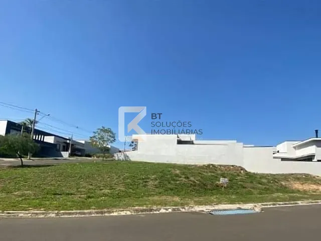 Terreno com 382m², à venda, no bairro Colinas de Indaiatuba em Indaiatuba