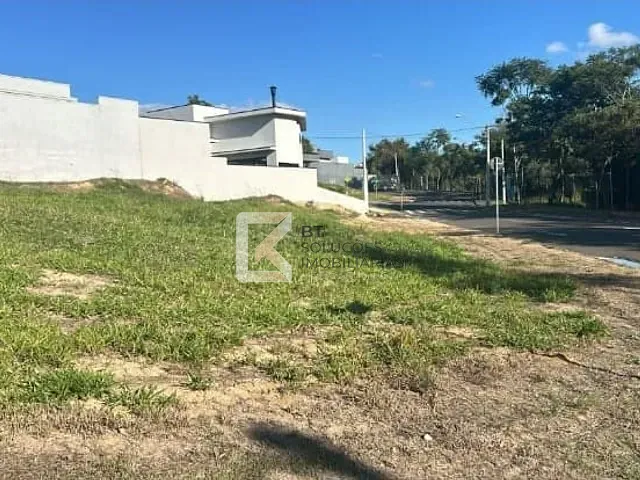 Terreno com 382m², à venda, no bairro Colinas de Indaiatuba em Indaiatuba