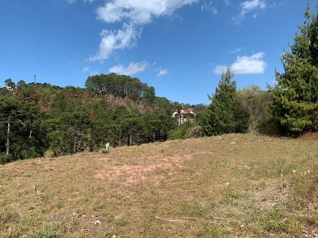Foto do Terreno - “Terreno Exclusivo em Condomínio de Luxo na Vila Capivari – Campos do Jordão” | Campos & Co. Imóveis