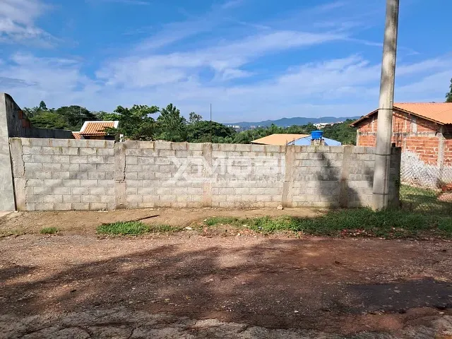 Terreno com 800m², à venda, no bairro Chácaras Santa Martha em Várzea Paulista