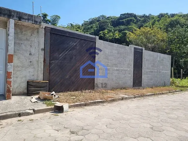 Terreno com 360m², à venda, no bairro Martim de Sá em Caraguatatuba