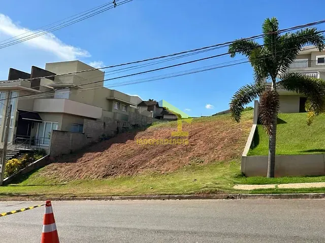 Terreno com 535m², à venda, no bairro Jardim Alto de Santa Cruz em Itatiba