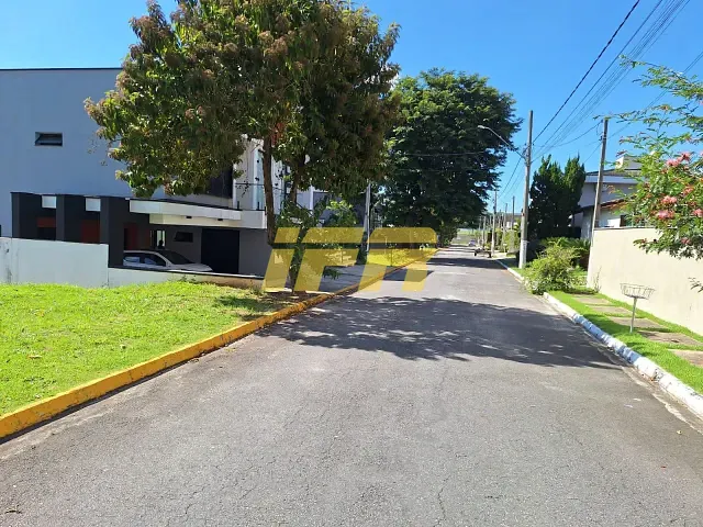 Terreno com 250m², à venda, no bairro Loteamento Pinheiros de Tremembé em Tremembé