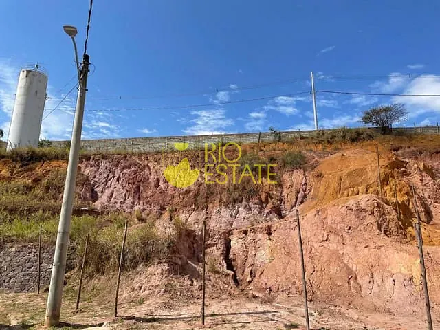 Terreno com 642m², à venda, no bairro Califórnia da Barra em Barra do Piraí