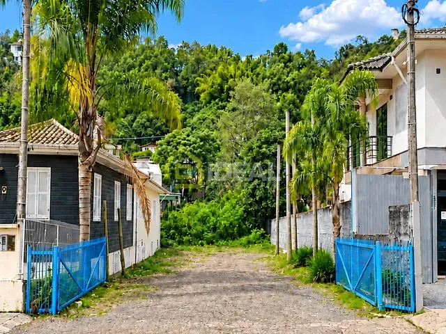 Terreno com 391m², à venda, no bairro Imperial em Concórdia
