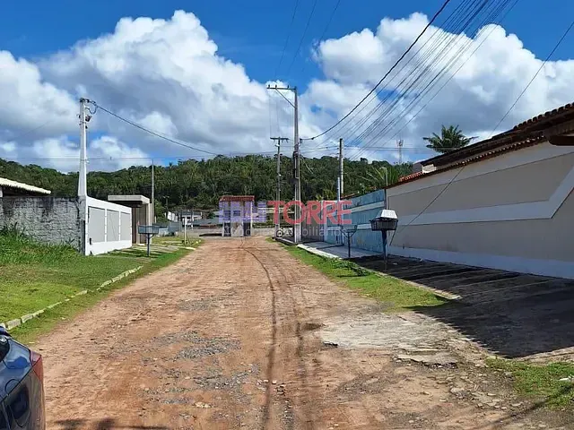 Terreno com 700m², à venda, no bairro Olivença em Ilhéus