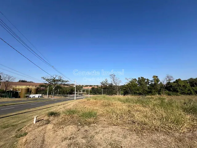 Terreno com 6700m², à venda, no bairro Tanquinho Velho em Jaguariúna