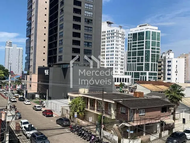 Terreno com 328m², à venda, no bairro Centro em Itajaí