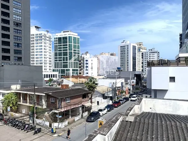 Terreno com 328m², à venda, no bairro Centro em Itajaí