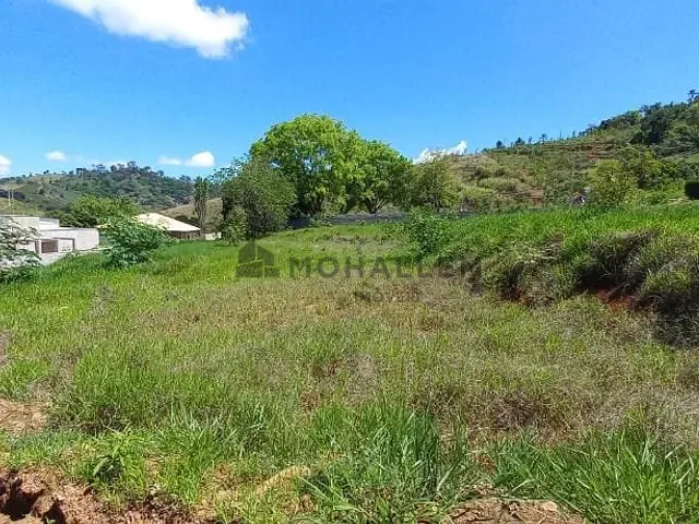Terreno com 1200m², à venda, no bairro Pinheirinho em Itajubá