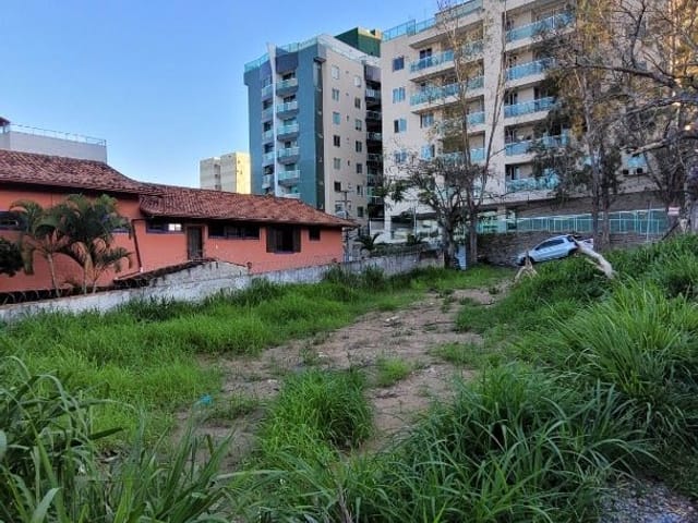 Terreno com 450m², à venda, no bairro Glória em Macaé
