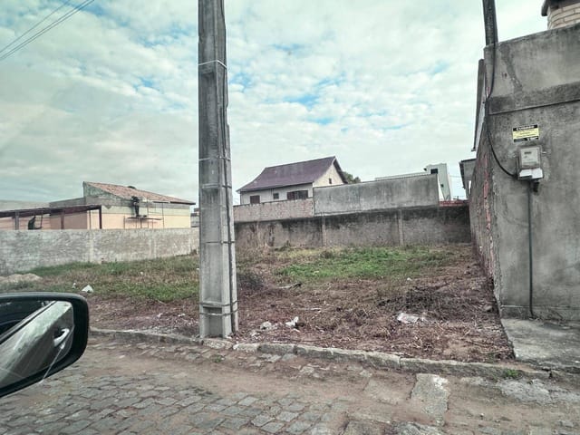Terreno com 239m², à venda, no bairro Parque Pecuária em Campos dos Goytacazes
