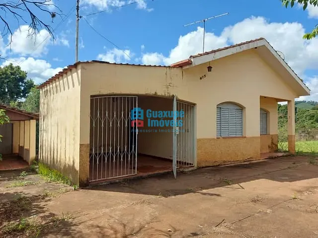 Casa com 15800m², à venda, no bairro Japy em Guaxupé