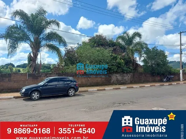 Casa com 15800m², à venda, no bairro Japy em Guaxupé