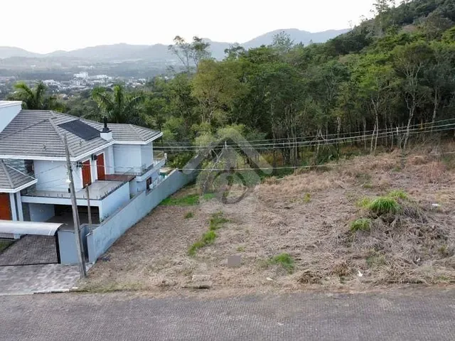 Terreno com 432m², à venda, no bairro Centro Administrativo em Teutônia