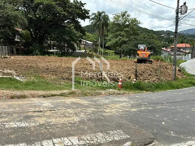Terreno com 463m², à venda, no bairro São Judas Tadeu em Balneário Camboriú