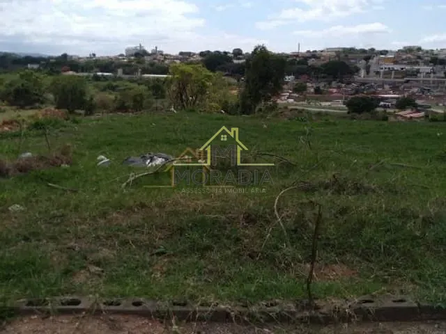 Terreno com 3000m², à venda, no bairro Jardim Alvorada em Guaxupé