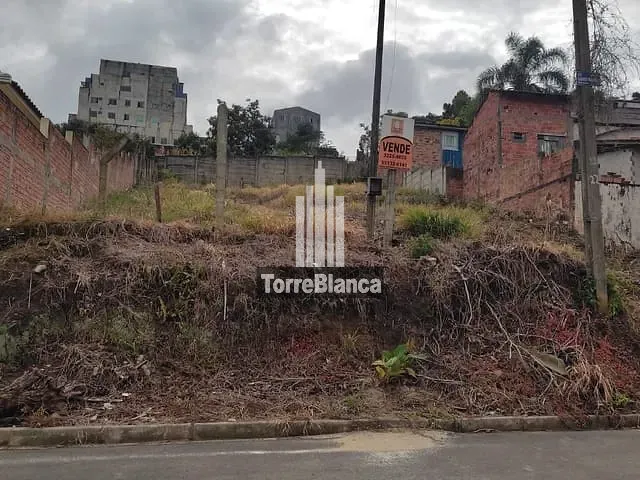 Terreno com 450m², à venda, no bairro Nova Rússia em Ponta Grossa
