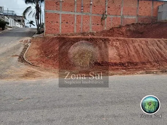 Terreno com 188m², à venda, no bairro Jardim Araujo em Votorantim