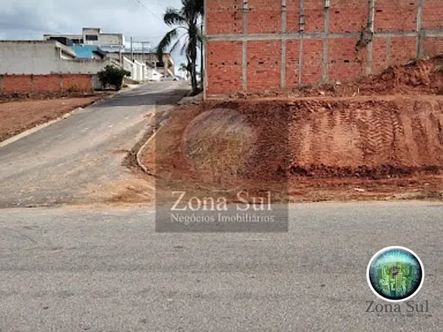Terreno com 188m², à venda, no bairro Jardim Araujo em Votorantim