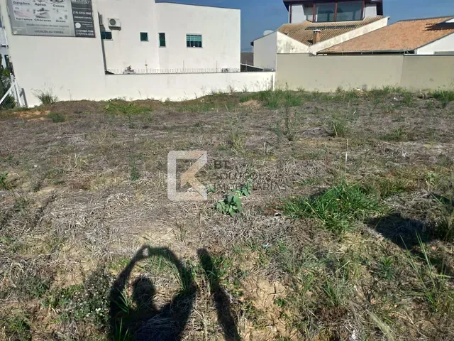 Terreno com 635m², à venda, no bairro Jardim Esplanada em Indaiatuba