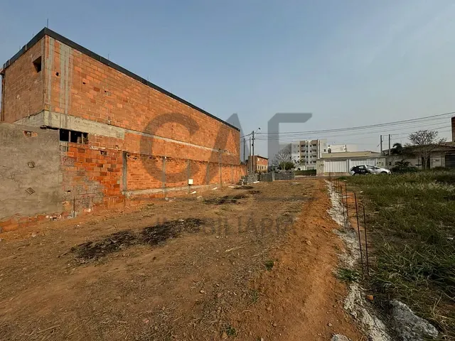 Terreno com 250m², à venda, no bairro Recanto Camanducaia em Jaguariúna