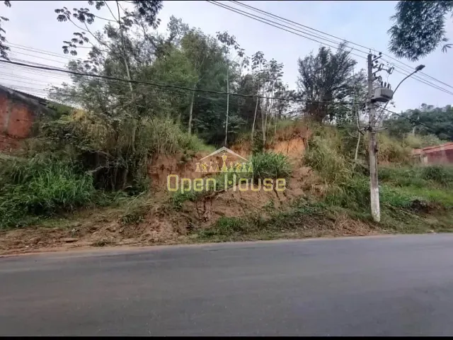 Terreno com 130m², à venda, no bairro Retiro em Volta Redonda